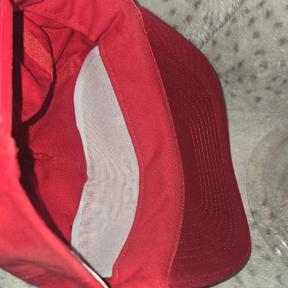 Red Men's Cap - Picture 9 of 9